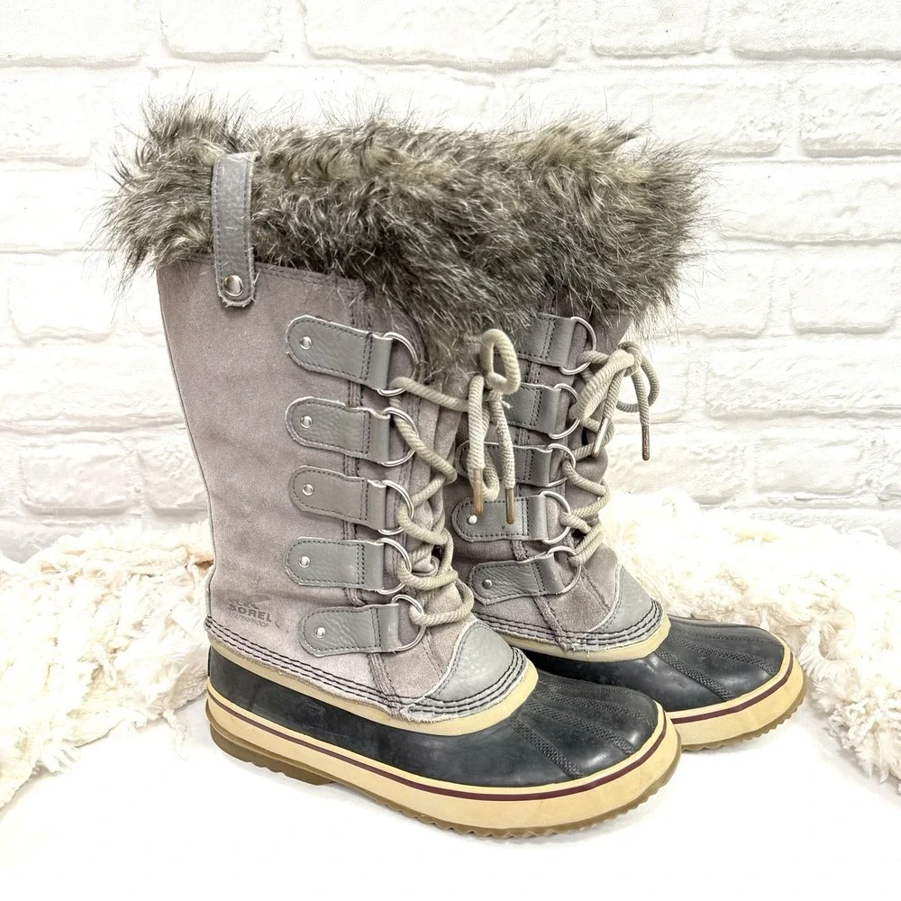 Sorel Women's Joan Of Artic Size 8 Waterproof Boots Gray NL‎ 2429-010 Excellent!